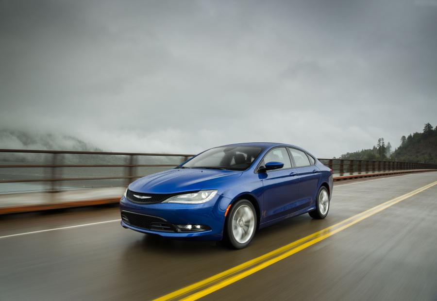  Chrysler 200S (UF) 2014 года  (фото 2 из 40)